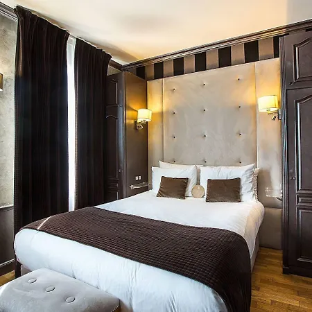 Eiffel Trocadero Hotel 4*