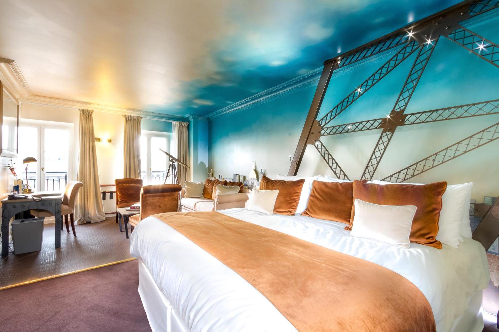 Eiffel Trocadero Hotel Paris
