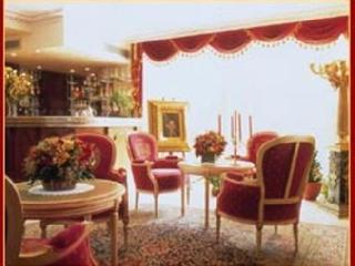 Eiffel Trocadero Hotel 4*